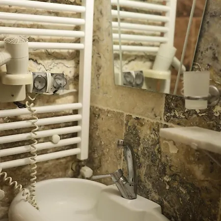 Mommy's Cave * Γκόρεμε