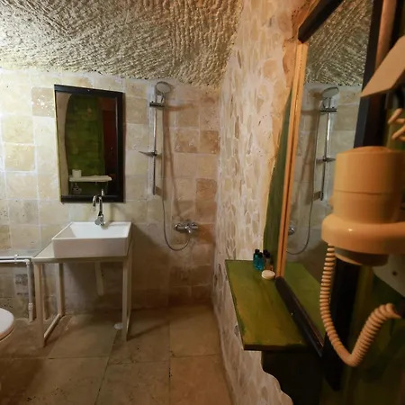 Mommy's Cave Hotel *