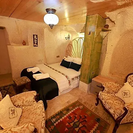 Mommy's Cave * Göreme